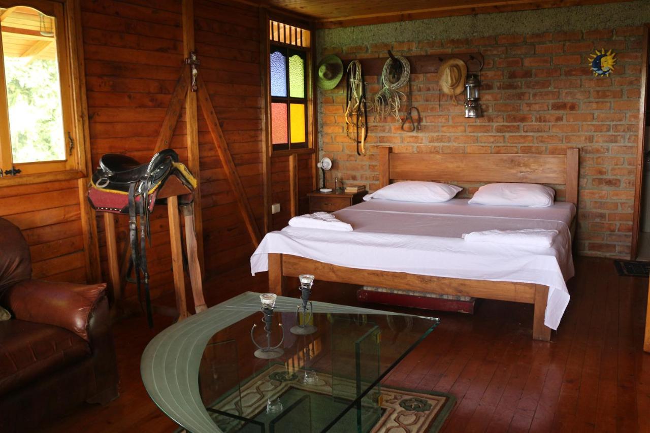 Finca Chalet La Tawa Sevilla  Luaran gambar
